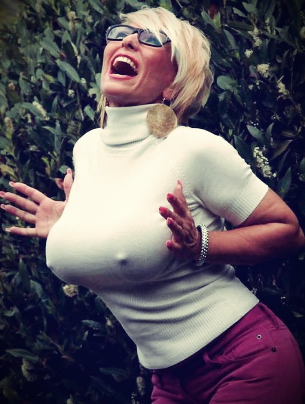 Rencontre une cougar très sexy avec Adopte Cougar