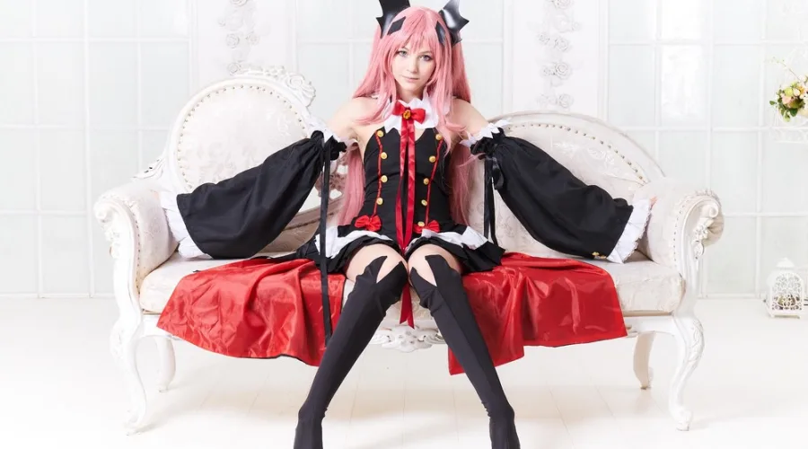 latex sexy doll 1